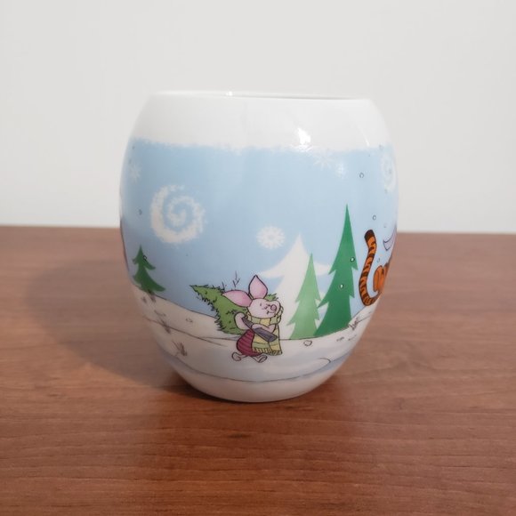 Disney Mug Winnie The Pooh Christmas Tigger Eeyore Piglet Winter Snow Enesco - Picture 2 of 6
